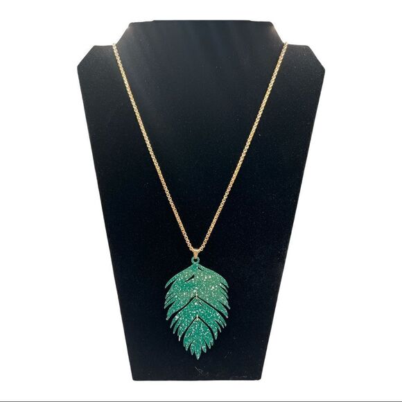 Alfani Gold-Tone Colored Green Palm Leaf Long Pendant Necklace New - Picture 2 of 3